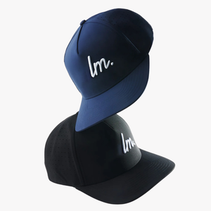 Sombrero de Golf Ajustable de 5 Paneles con Agujeros Cortados por Láser, Sombrero Deportivo Impermeable y Transpirable, Logotipo Bordado Frontal para Viajes de Negocios - Product Image 1