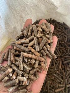 Briquetas de calefacción limpias de primera calidad, pellets de madera a granel listos para su entrega - Product Image 3