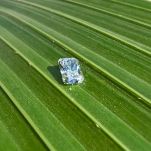เพชรหลวมทรงเรเดียนท์คัท 1 กะรัต สี D รับรองโดย IGI สำหรับทำเครื่องประดับ จำหน่ายราคาส่ง - Product Image 3