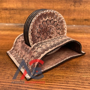 Juego de posavasos de cuero con herramientas manuales de tendencia 2025 con soporte, 4 Uds., posavasos redondos para bebidas, alfombrillas para tazas Premium para uso en el hogar y la cocina - Product Image 1