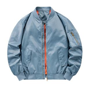 Chaqueta de bombardero de satén de seda para hombre, ropa de calle de moda con logotipo personalizado al por mayor de alta calidad, chaqueta recortada informal gruesa de invierno - Product Image 5