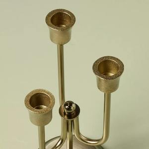 Candélabre élégant de pièce maîtresse de serpent pour la décoration intérieure disponible en plusieurs couleurs parfait pour les mariages et les accents de table à manger - Product Image 4