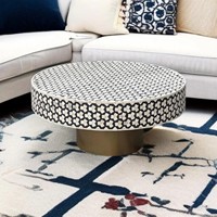 Table basse marocaine de style arabe en résine avec plateau en verre, couleur et taille personnalisables pour salon ou bureau