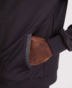Veste matelassée d'hiver personnalisée pour homme, en toile respirante, col en V, logo frontal sur mesure, haute qualité, fabrication en gros - Product Image 3