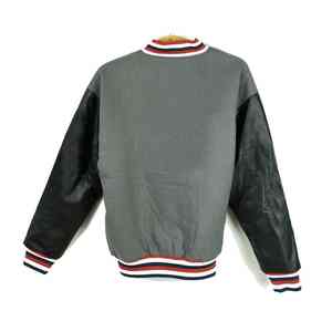 เสื้อแจ็คเก็ตวาร์ซิตี้ผู้ชายสำหรับฤดูหนาว รุ่น UGW-VJ-003 ผ้าแคนวาส กันลม กันน้ำ  รับสกรีนโลโก้ บริการ OEM - Product Image 6