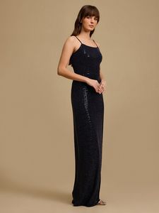 เดรสแม็กซี่ทรงเอไลน์สีดำพร้อมลายปักยาวด้านข้างสำหรับใส่ในงานกิจกรรม - Product Image 2