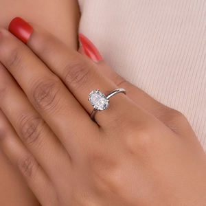 Bague de fiançailles Moissanite coupe ovale 2.25 Ct Bague de fiançailles solitaire pilée à la glace allongée avec certificat GRA - Product Image 3
