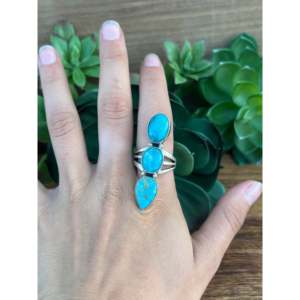 Bague en argent sterling avec turquoise Kingman taille 7, sertie à la main, pierre naturelle - Product Image 2