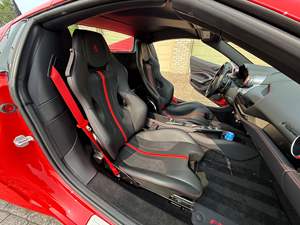 F8 Spider 2022 ~1,600 Millas, Motor V8 Twin-Turbo de 710 hp, Rosso Corsa, Sin Modificar - Product Image 2