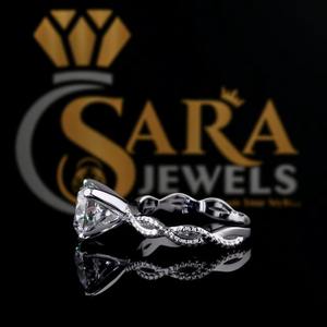 Bague de fiançailles en moissanite VVS hautement demandée, coupe ronde, bande infinie torsadée en argent sterling 925 pour femmes - Product Image 4