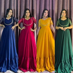 Robe longue brodée et à volants en Georgette de créateur ethnique indien Salwar Kameez pour mariage et fête pour femme - Product Image 2