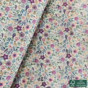 Tela de Corcho Natural con Estampado de Rosas Marrones, Cuero de Corcho, Grano de Madera Natural, Ecológico, Suave, Apto para Bolsos - Product Image 4