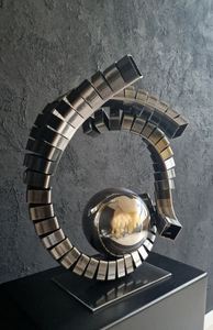 Boule en acier inoxydable abstraite dans l'anneau Acier Laverne Or Cactus Sculpture sculpture gros accessoires de décoration de table - Product Image 2