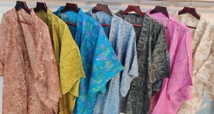 เสื้อคลุมเพื่อนเจ้าสาวผ้าไหม - Product Image 6