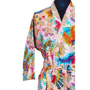 Robe kimono en coton vintage élégante faite à la main en Inde pour femmes, robe de nuit maxi avec motif floral, haute qualité - Product Image 4