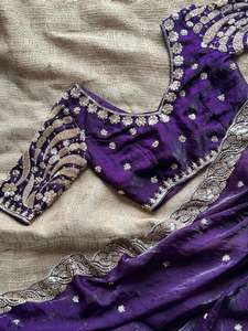 Saree en soie pour femmes de créateur et Lahnga Choli dernière collection pour les fêtes mariages arrivée en ligne de la mode pakistanaise indienne - Product Image 5