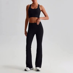 Ensemble de yoga recyclé personnalisé en gros pour femmes, taille plus, manches longues, ensemble de fitness 2 pièces, design uni de haute qualité - Product Image 4