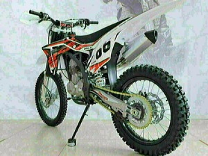 Mejores Ventas Z4 2025 Motocicleta Recién Llegada.... Lista para Enviar - Product Image 2