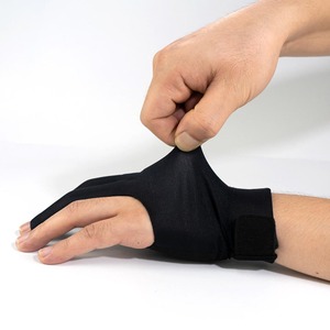 Vente en gros Gants de billard antidérapants à 3 doigts pour la main gauche et la main droite pour le cyclisme Gants à trois doigts de billard - Product Image 1