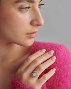 Bague solitaire ovale à double halo coupe brillante Bague solitaire en diamant de laboratoire Pierre principale Bague en or massif 14 carats - Product Image 1