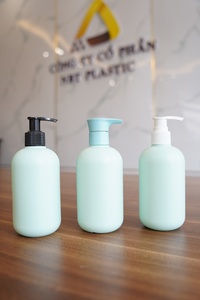 NBT Top vente 300ml en plastique cosmétique vaporisateur bouteille lotion shampooing nettoyant pour le visage avec joint de pompe à mousse services OEM/ODM Vietnam - Product Image 4