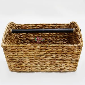 Panier en jacinthe d'eau tissé à la main, durable et écologique, avec poignée en bois massif pour le rangement quotidien à la maison - Product Image 6