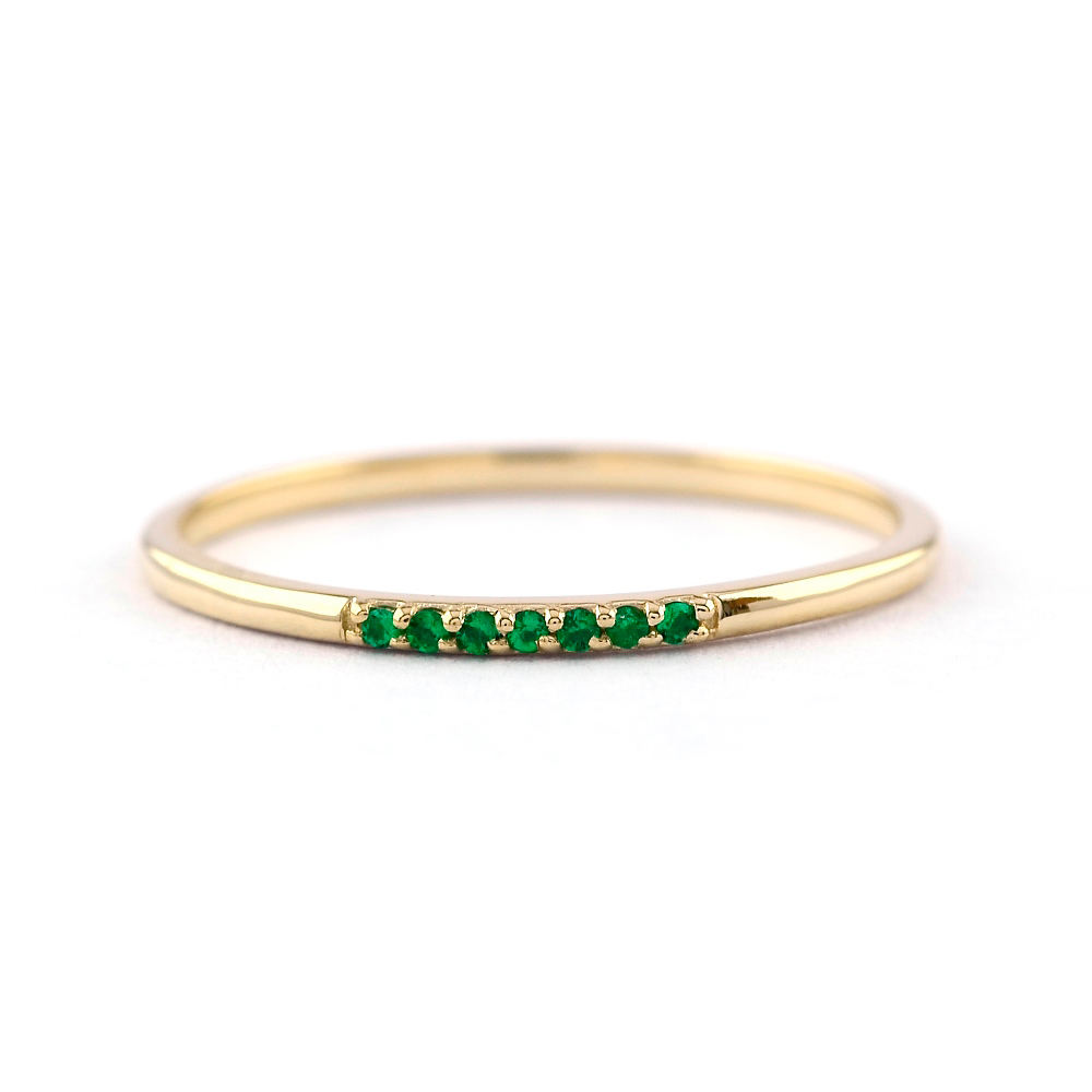 สีเขียว