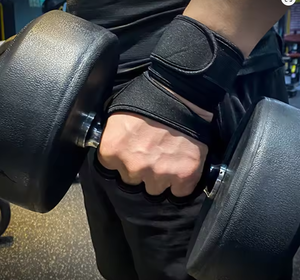 ถุงมือออกกำลังกายแบบมีสายรัดข้อมือ ปิดแบบผูกเชือก ป้องกันการลื่น สำหรับยกน้ำหนัก ฝึกซ้อมกีฬา เหมาะสำหรับผู้ชายและผู้หญิง ป้องกันฝ่ามือ - Product Image 3