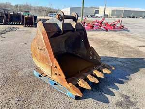 Godet d'excavatrice d'occasion à vendre - Godets de criblage et de concassage pour la construction, 3 tonnes, garantie de 2 ans - Product Image 3