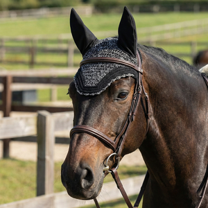 Voile anti-mouches pour cheval noir et gris, rembourré en crochet, de haute qualité, avec protège-oreilles noirs, bonnet équestre fait main pour l'équitation, l'entraînement et les concours - Product Image 4