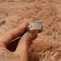 Bague de fiançailles mignonne en argent sterling avec diamant de laboratoire taille ronde et sertissage à griffes pour femme