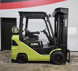 Oferta Exclusiva de Subasta para Montacargas S32C 2021 con Neumáticos de Amortiguación, Capacidad de Carga de 6500 LBS - Product Image 3