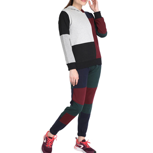 High Quality Custom Size Winter Printed <b>Women</b> Zipper Tracksuits Jogging Suits Breathable 2 in 1 Design - Product Image 2