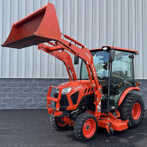 Tracteur compact Kubota 24,8 CV en stock, prêt à être livré / Achetez le tracteur Kubota LX2610 24,8 CV avec chargeur et accessoires de tondeuse - Product Image 1