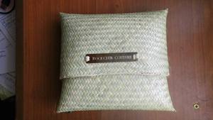 Paille naturelle tissée à la main herbe écologique raphia portefeuille rayé pochette Hisatra sac à main pour femme Madagascar - Product Image 4