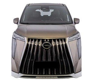 2024 M8 AWD Coche de bajo kilometraje con transmisión automática, volante a la izquierda, gasolina/eléctrico, en buen estado - Product Image 1