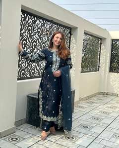 MEJORA LA BELLEZA DE TU ARMARIO CON ESTE JUEGO DE PANTALONES KURTI RECIÉN LANZADO - Product Image 1