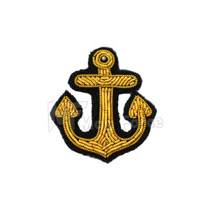Insignias de bordado de diseño personalizado Insignia de bordado para ropa Buen material Insignias de uniforme con tamaño personalizado - Product Image 1