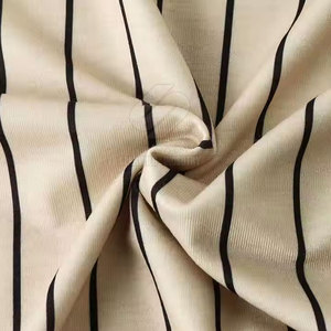 Nouveauté Ensemble de shorts pour hommes Concevez votre propre ensemble de shorts pour hommes ensemble de shorts imprimés avec logo personnalisé pour hommes - Product Image 4