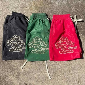 Short de plage d'été en chenille brodé sur mesure pour hommes, matériau en nylon anti-rides pour la natation en salle de sport - Product Image 3