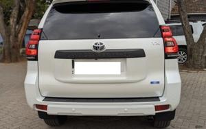 TOYOTA LAND CRUISER PRADO TX-L 2023 USADO, Volante a la Izquierda/Derecha - Product Image 2