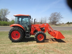 Tracteur à cabine 4x4 M6060 avec moteur 100 CV, pompe, boîte de vitesses, roues, haute productivité, garantie de 3 ans - Product Image 4