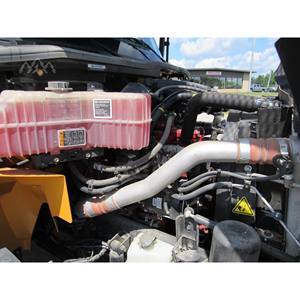 Camión de Combustible Diésel Versalift VN50I05 2024 - Product Image 3