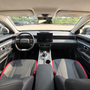 รถ SUV มือสอง Jetour Dashing Dasheng ปี 2023 สภาพดีมาก เครื่องยนต์ดีเซล 1.5T เกียร์อัตโนมัติ พวงมาลัยซ้าย เบาะหนัง สีเข้ม ยาง R19 หลังคาซันรูฟ พร้อมส่งทั่วโลก - Product Image 5