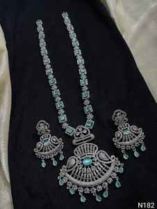 CONJUNTO DE COLGANTE DE DIAMANTE americano COLGANTE AMERICANO TRADICIONAL Y CONJUNTO DE COLGANTE CLÁSICO CHAPADO EN PLATA PARA MUJER Y NIÑA Y CONJUNTO DE JOYERÍA - Product Image 2