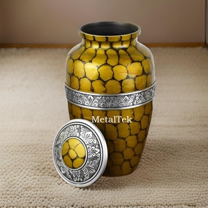 Pots en métal jaune de Style américain classique urnes de crémation pour adultes pour les cendres d'enterrement des humains et des animaux de compagnie fournitures funéraires décoratives en gros - Product Image 1