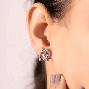 Pendientes Zarkan Sooth Sailor con diamantes plateados y tachuelas - Product Image 1
