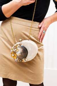 Nouvel arrivage de pochette en résine de style bohème pour femmes sac à main multicolore artisanal avec bouton de décoration pour vêtements de fête - Product Image 3