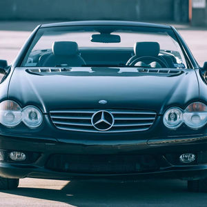 Mercedes-Benz SL55 AMG 2004 Usado, Motor V8 Supercargado de 493 hp, Techo Rígido Plegable, Mayormente sin Modificaciones - Product Image 1