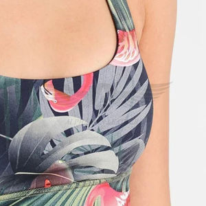 Ropa Deportiva Sublimada, Brasier Deportivo para Yoga y Fitness, Ropa de Gimnasio, Diseño Personalizado, Brasier Deportivo Transpirable para Mujer - Product Image 3